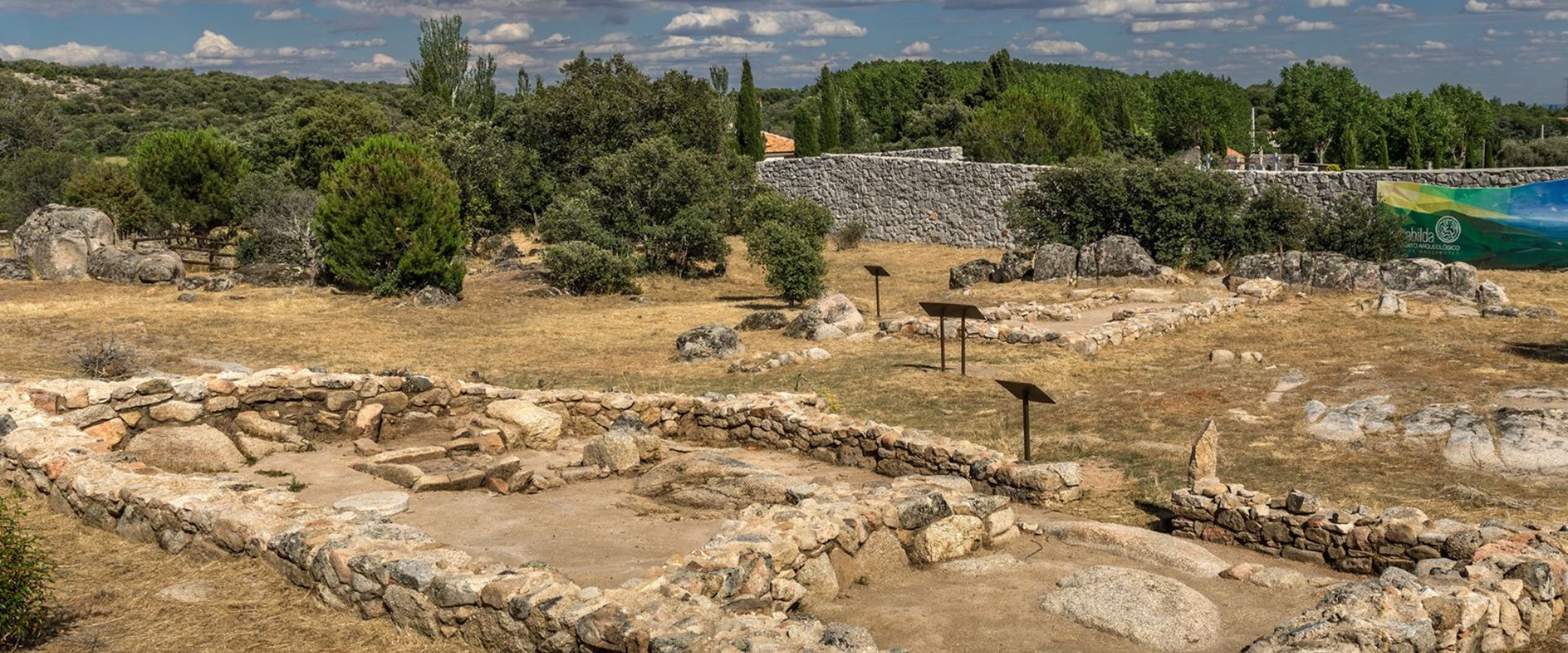 Yacimiento Arqueológico de La Cabilda. Visita guiada yacimiento
